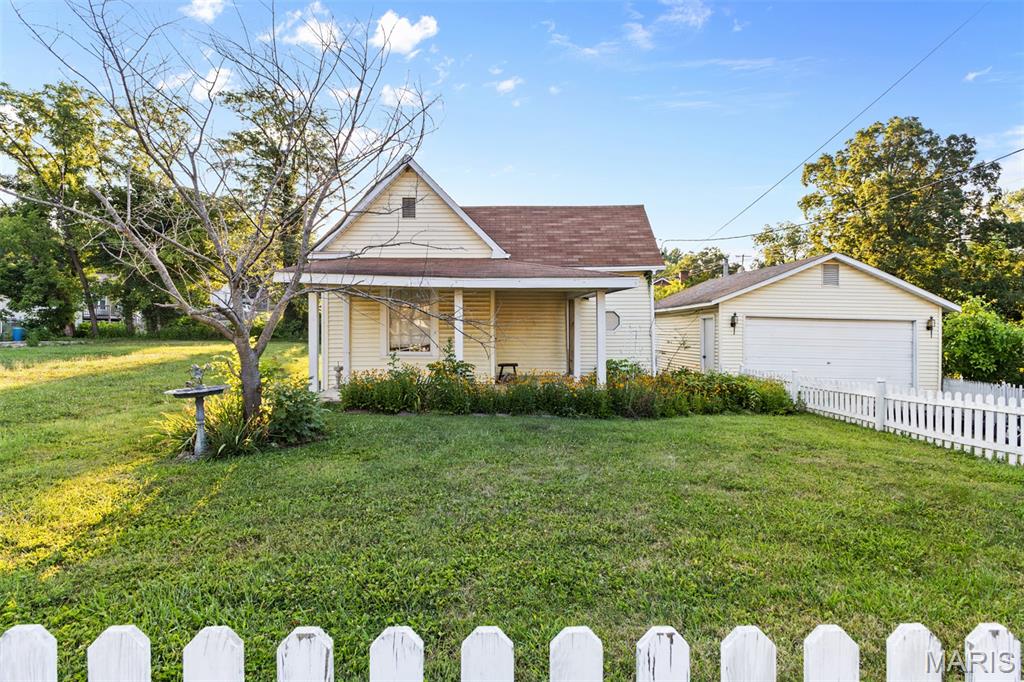 207 Church Street Property Photo 1