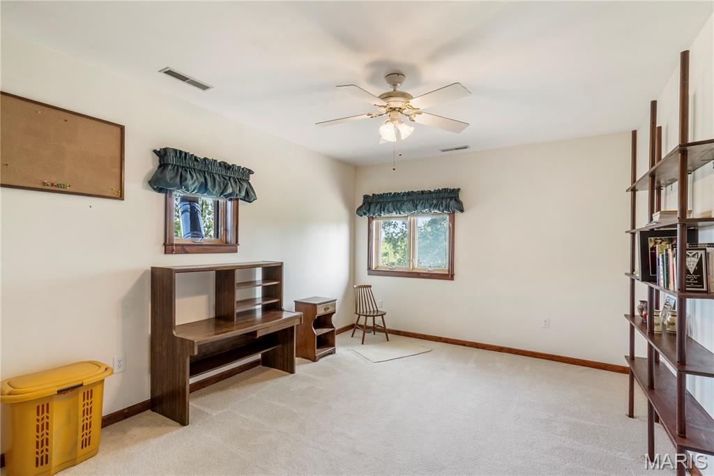 22694 Spencer Lane Property Photo 31