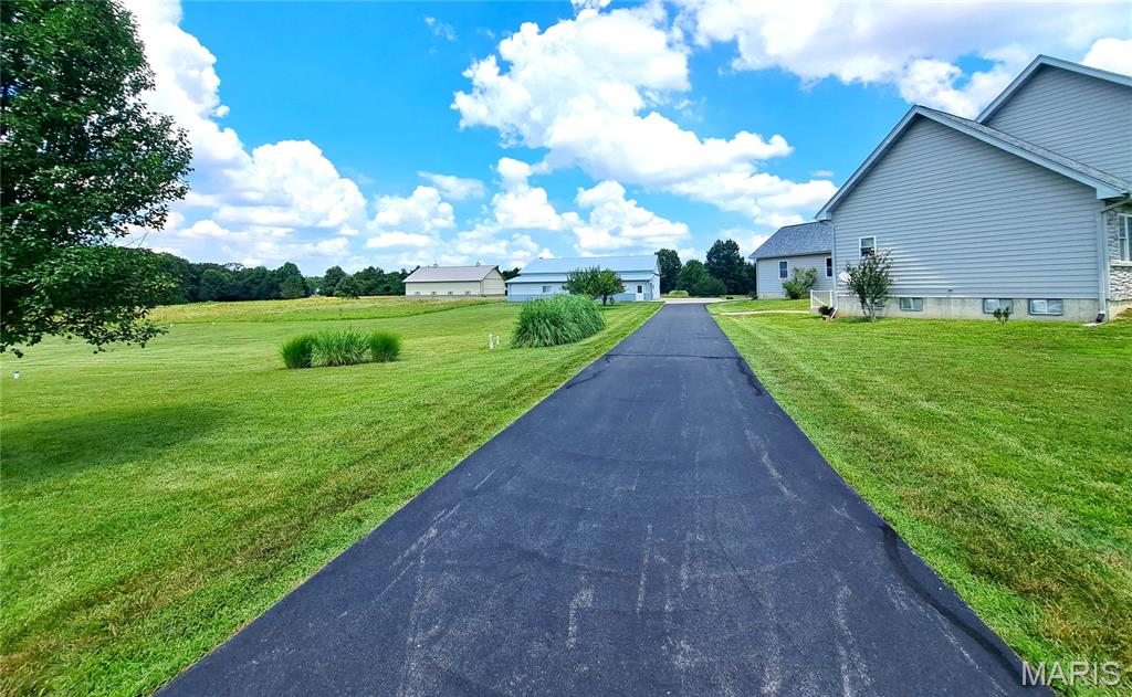 25 Barnstormer Lane Property Photo 12