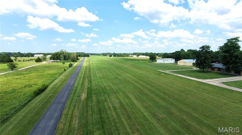 25 Barnstormer Lane Property Photo 18