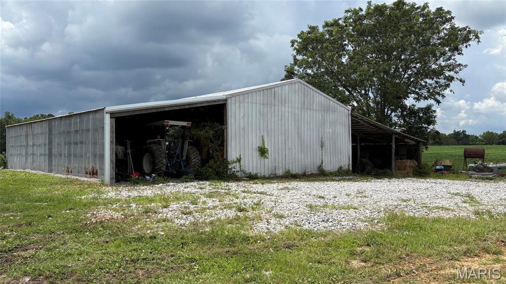 920 S Poplar Camp Road Property Photo 10