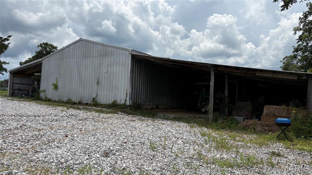 920 S Poplar Camp Road Property Photo 11