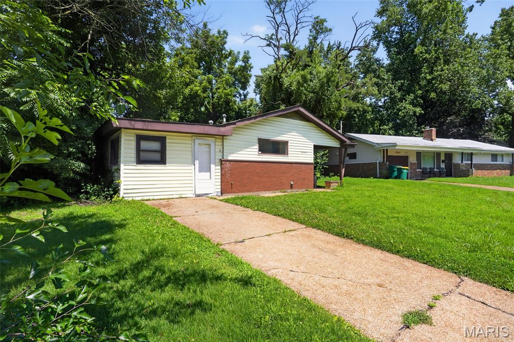 9955 Lanier Drive Property Photo 1