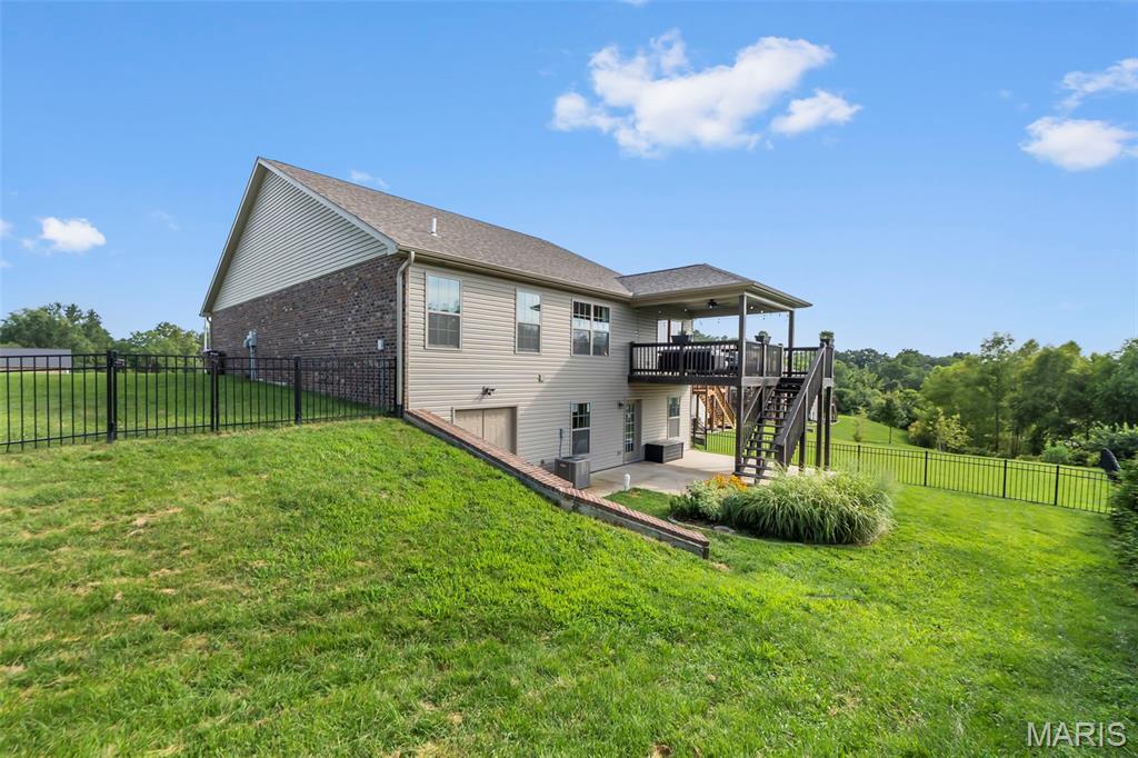 1908 Wheelwright Drive Property Photo 7