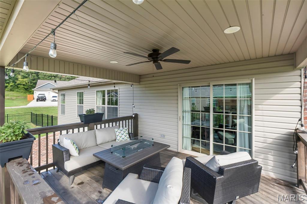 1908 Wheelwright Drive Property Photo 11