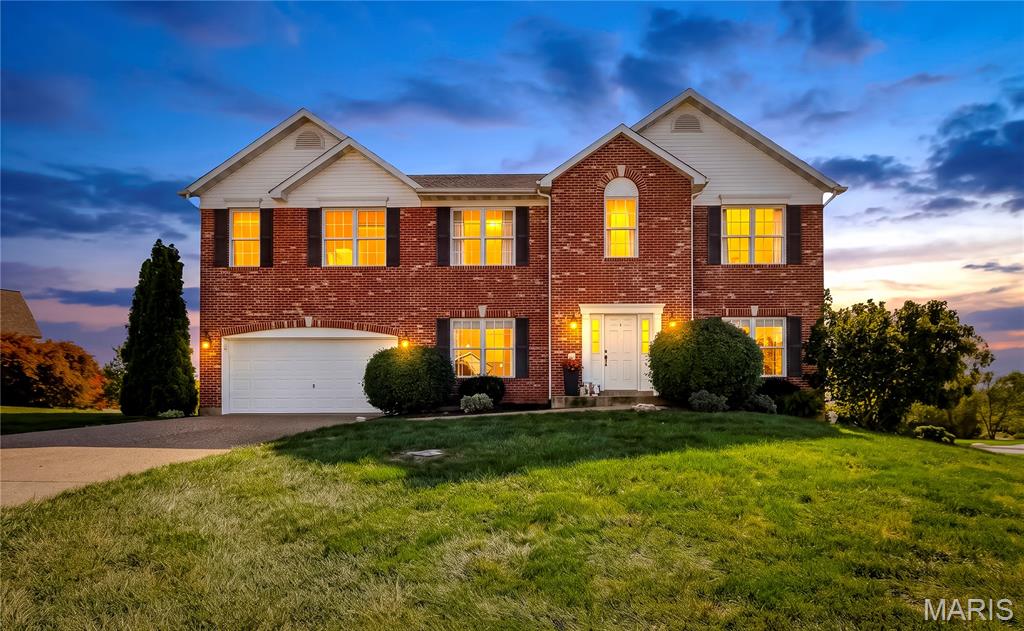 2703 Angle Gate Circle Property Photo 1