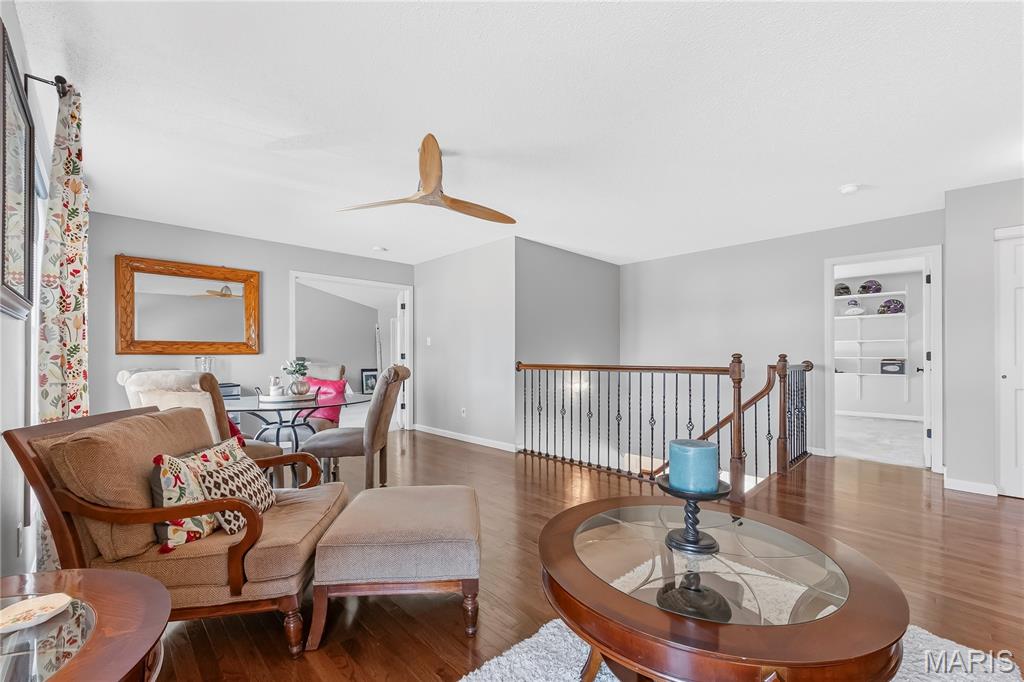 2703 Angle Gate Circle Property Photo 32