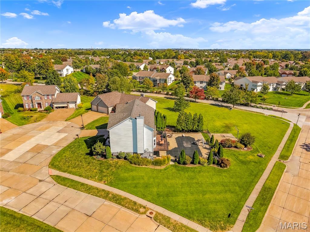 2703 Angle Gate Circle Property Photo 80