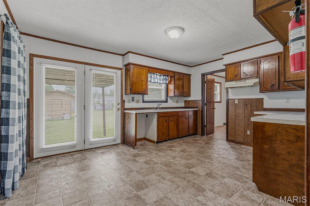 205 S Lunbeck Avenue Property Photo 6