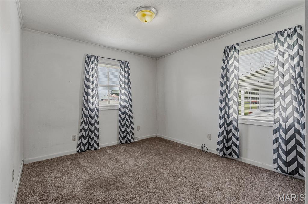 205 S Lunbeck Avenue Property Photo 9