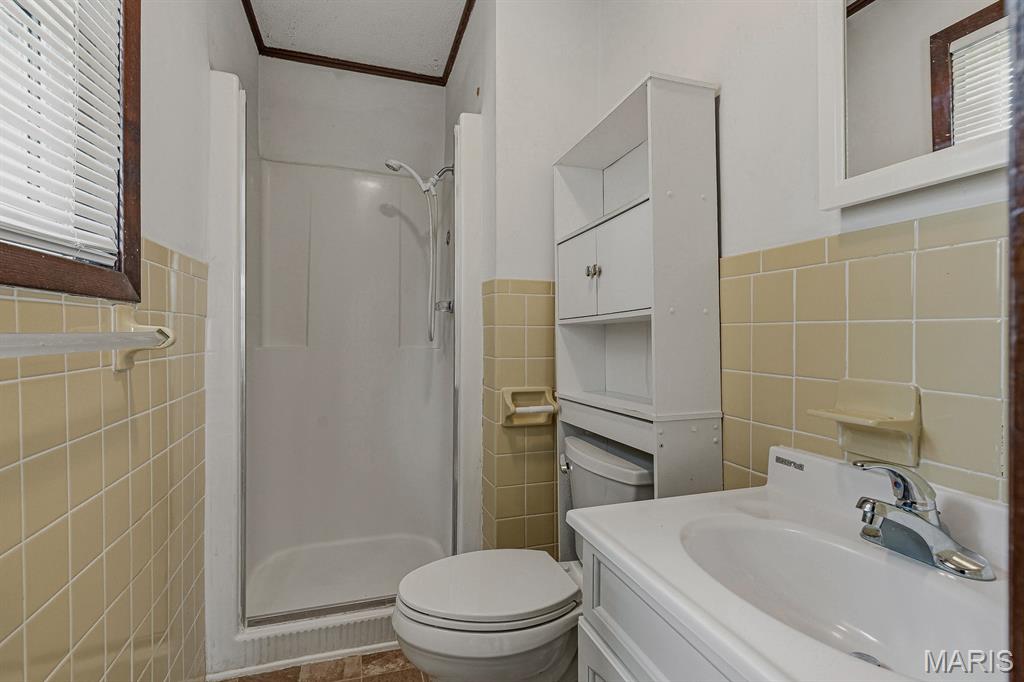 205 S Lunbeck Avenue Property Photo 12