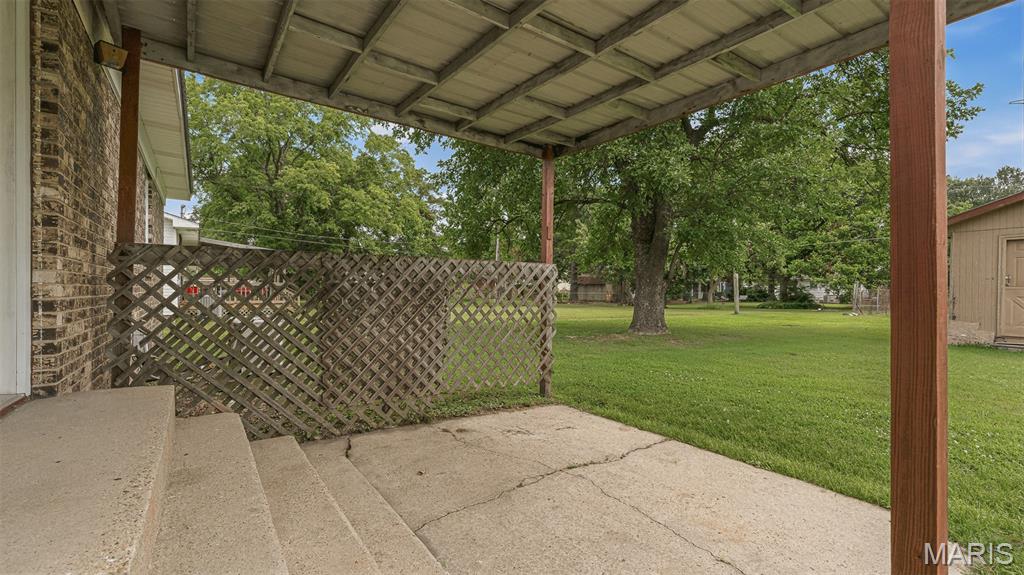 205 S Lunbeck Avenue Property Photo 17