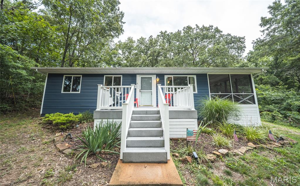 2214 Lakeshore Drive Property Photo 1