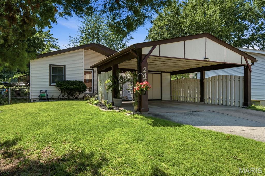 2470 Jenkee Drive Property Photo 1
