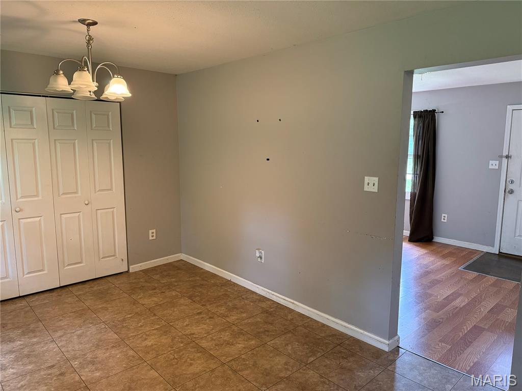 981 Westridge Drive Property Photo 7