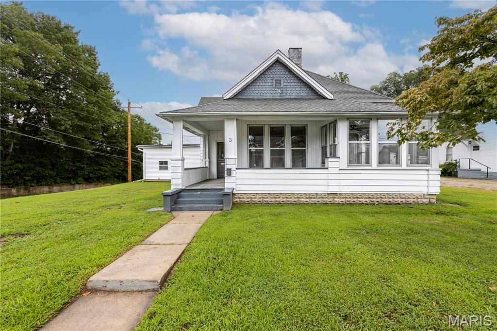 3 S Hickory Street Property Photo 1