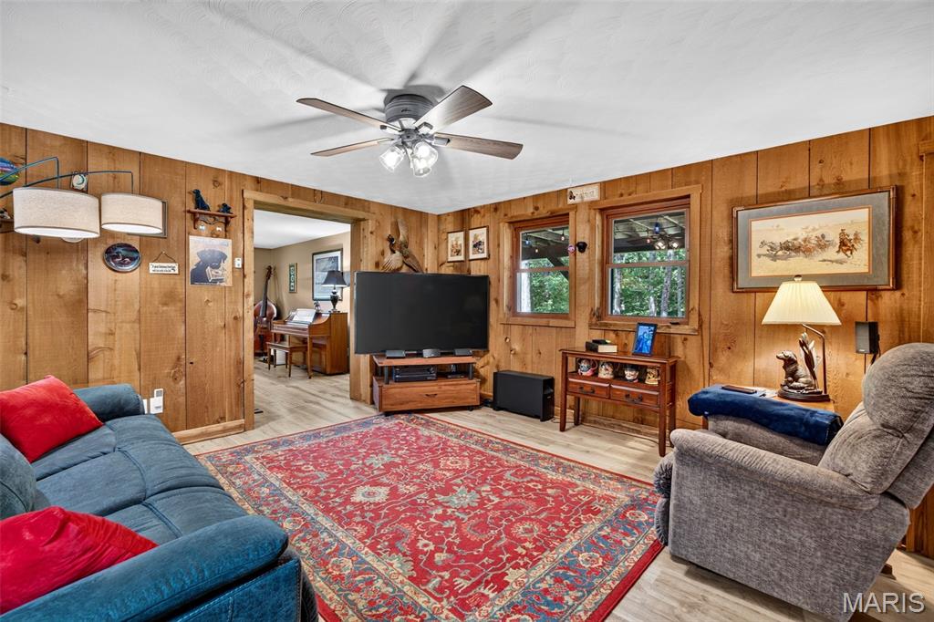 411 Highway J Road Property Photo 27
