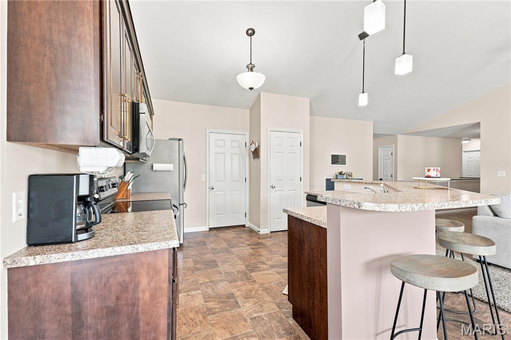 1854 Iron Mountain Drive Property Photo 10