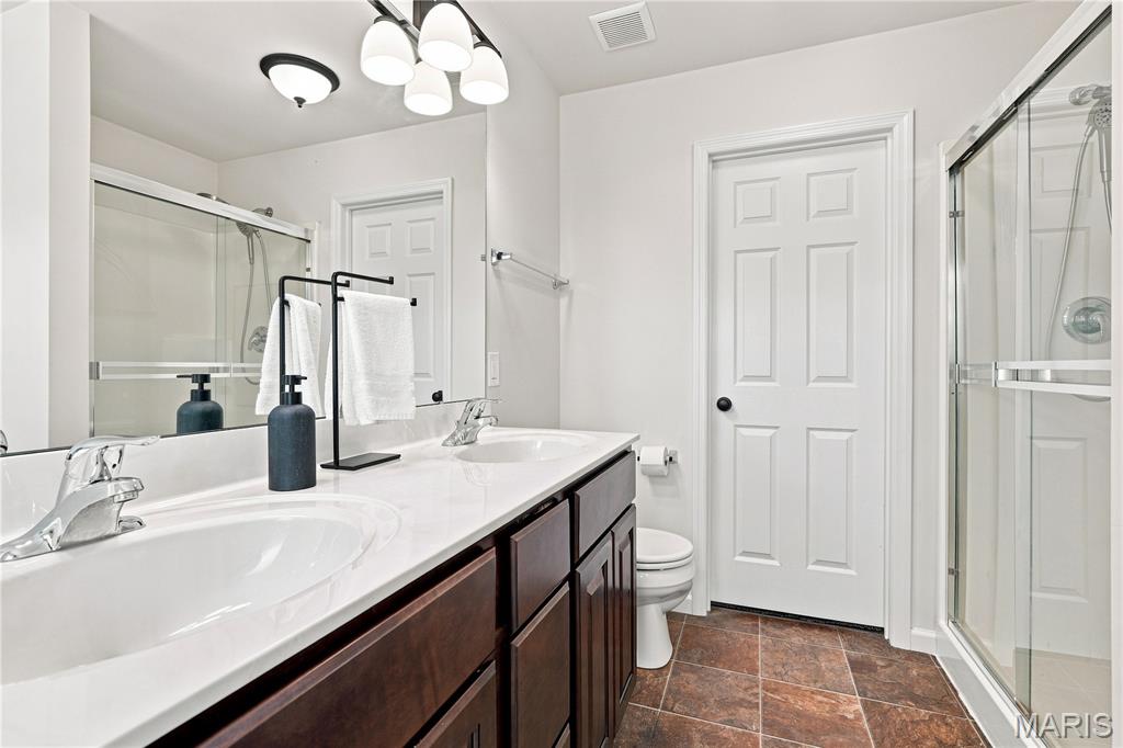1854 Iron Mountain Drive Property Photo 15