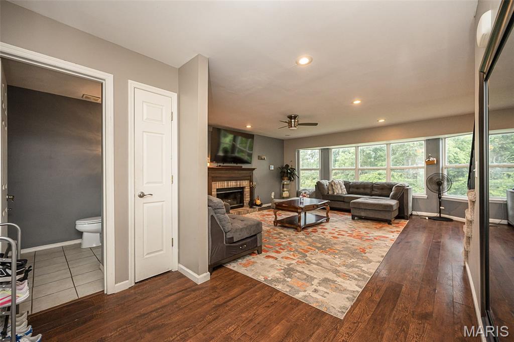 2328 Pohlman Road Property Photo 5