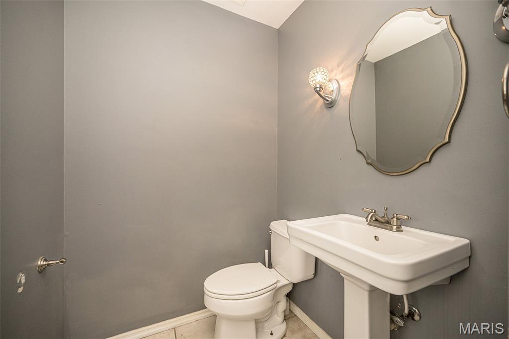 2328 Pohlman Road Property Photo 7