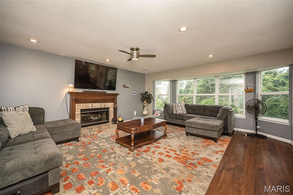 2328 Pohlman Road Property Photo 9