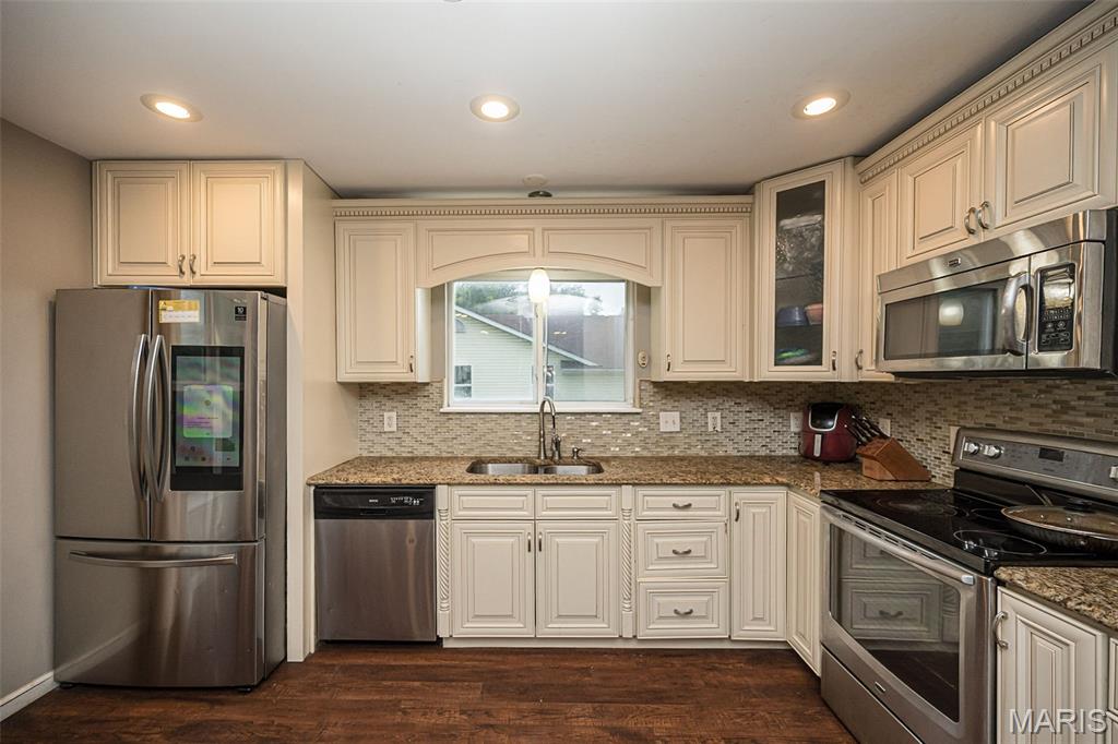 2328 Pohlman Road Property Photo 15