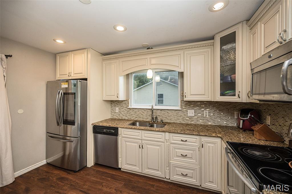 2328 Pohlman Road Property Photo 17