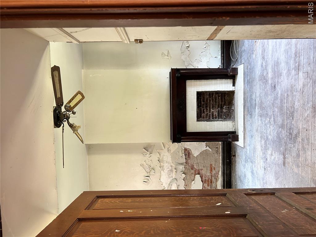 8447 Newby Street Property Photo 4