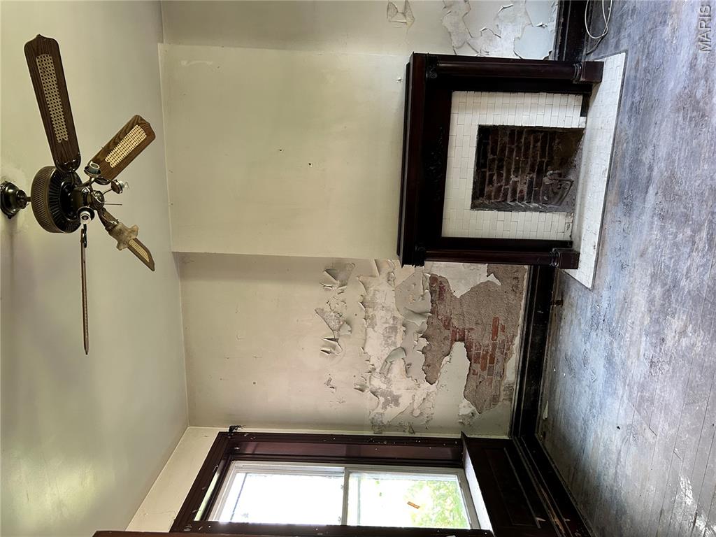 8447 Newby Street Property Photo 6