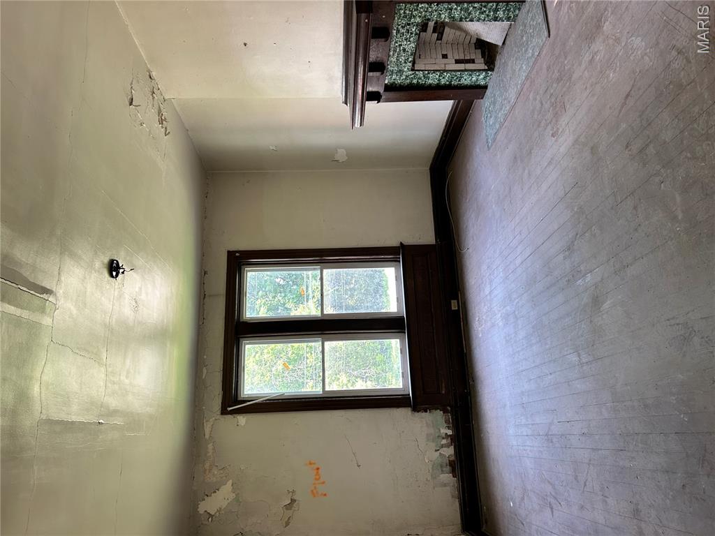 8447 Newby Street Property Photo 9
