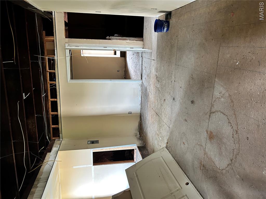 8447 Newby Street Property Photo 35