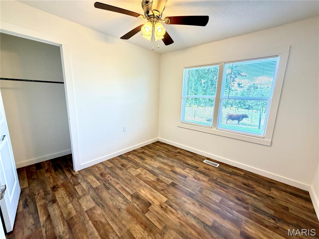 5301 Highway B Property Photo 10