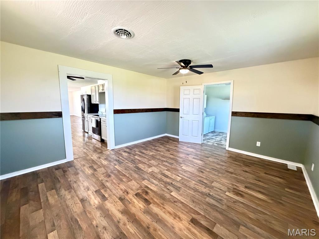 5301 Highway B Property Photo 14