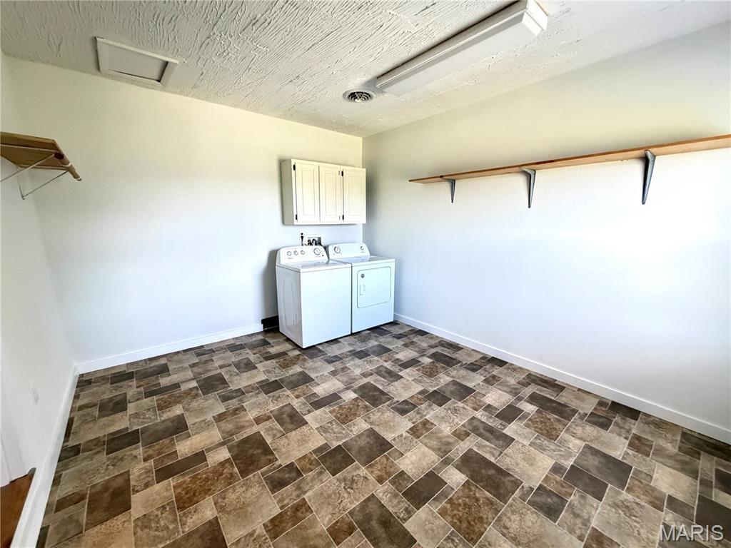 5301 Highway B Property Photo 16