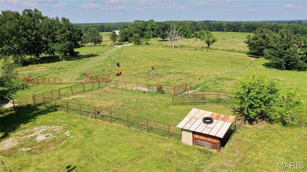 5301 Highway B Property Photo 33
