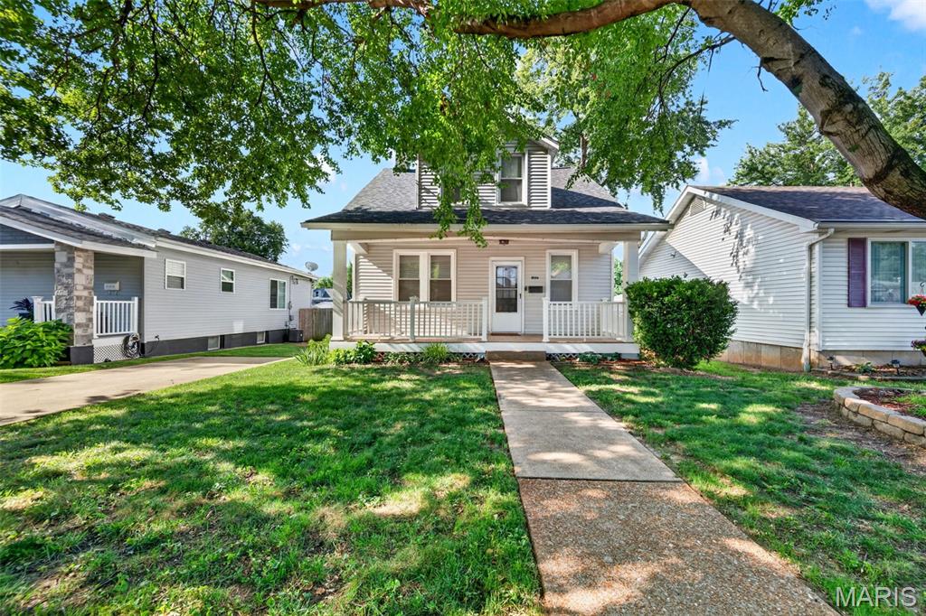 6044 Arthur Avenue Property Photo 1