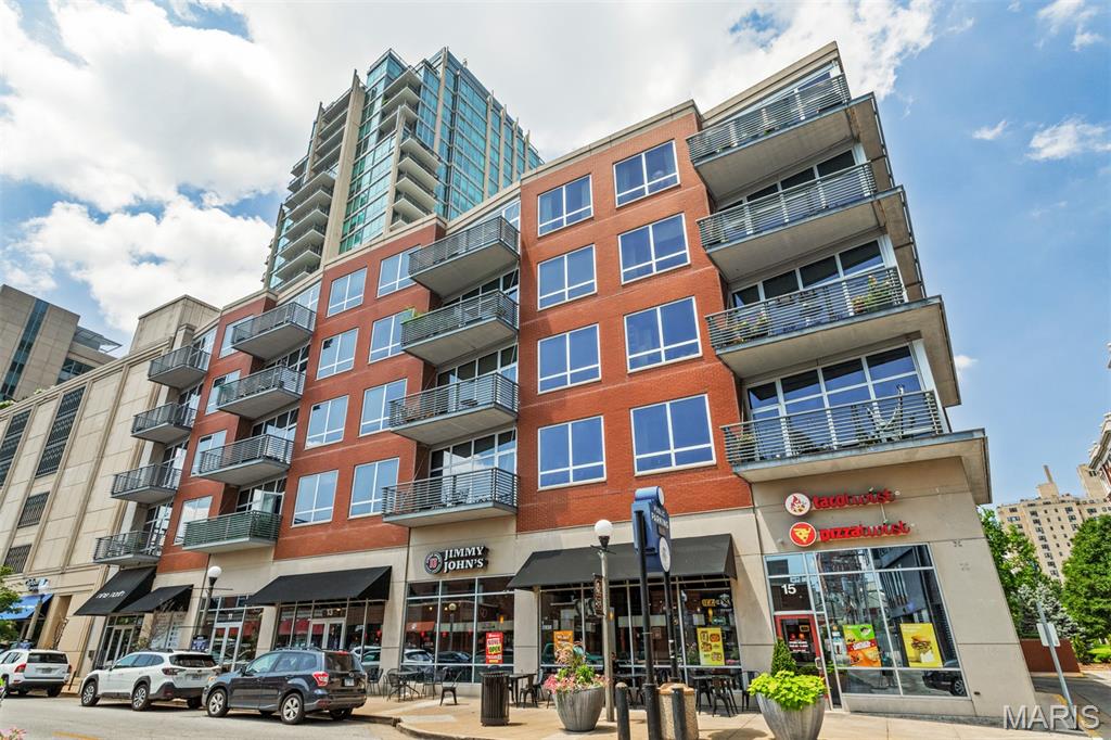 9 N Euclid Avenue 604 Property Photo 1