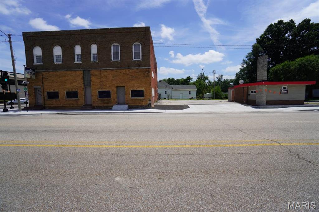 516 Madison Avenue Property Photo 4
