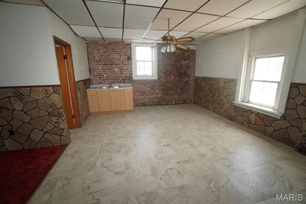 516 Madison Avenue Property Photo 29
