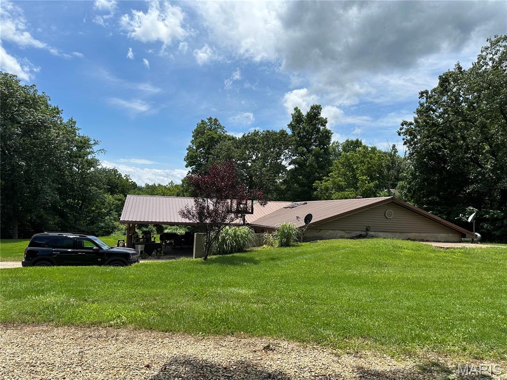 3329 Boettcher Road Property Photo 1