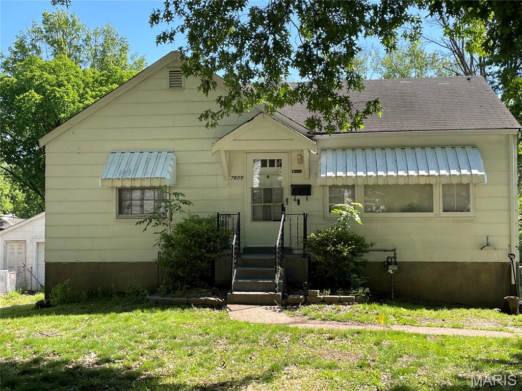 7809 Utica Drive Property Photo 1