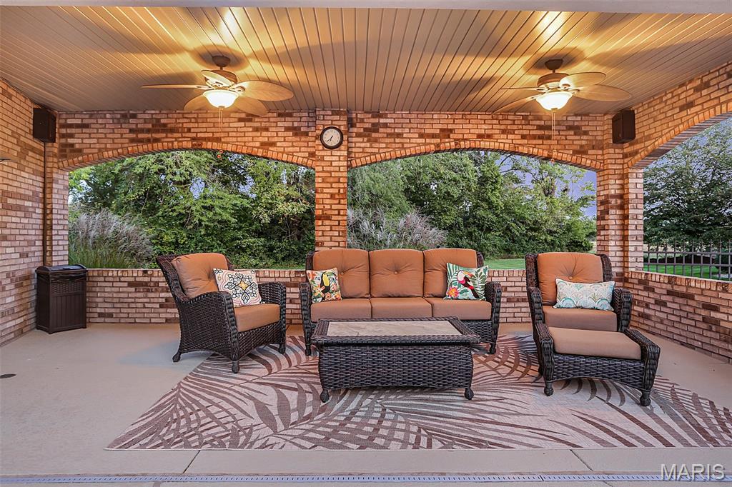 614 Lower Marine Road Property Photo 55
