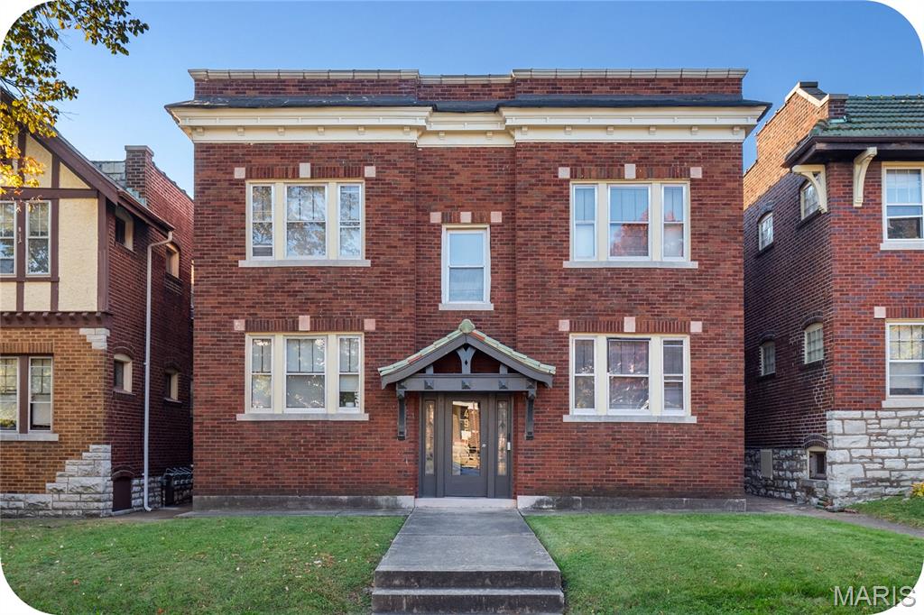 4950 Winona Avenue Property Photo 1