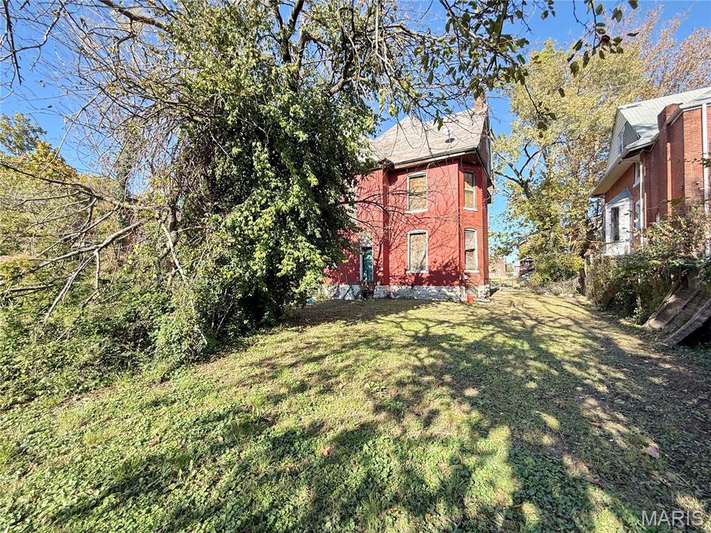 4762 Labadie Avenue Property Photo 3