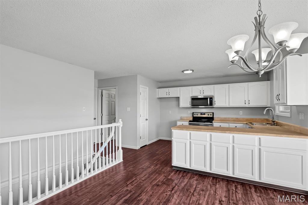 7196 Heald Drive Property Photo 6