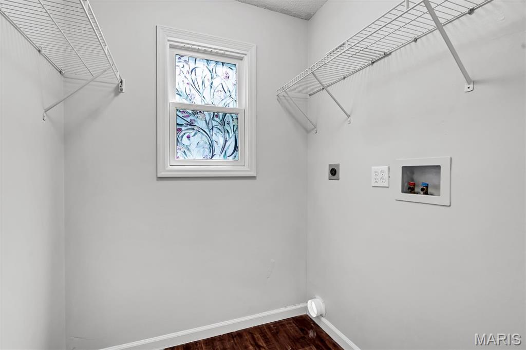 7196 Heald Drive Property Photo 8