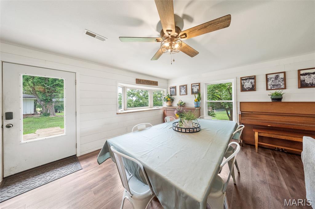 5293 Highway O Property Photo 8