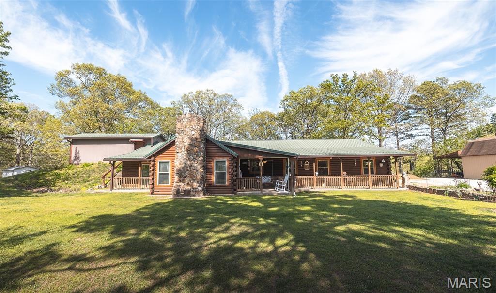 11090 Highway K Property Photo 2