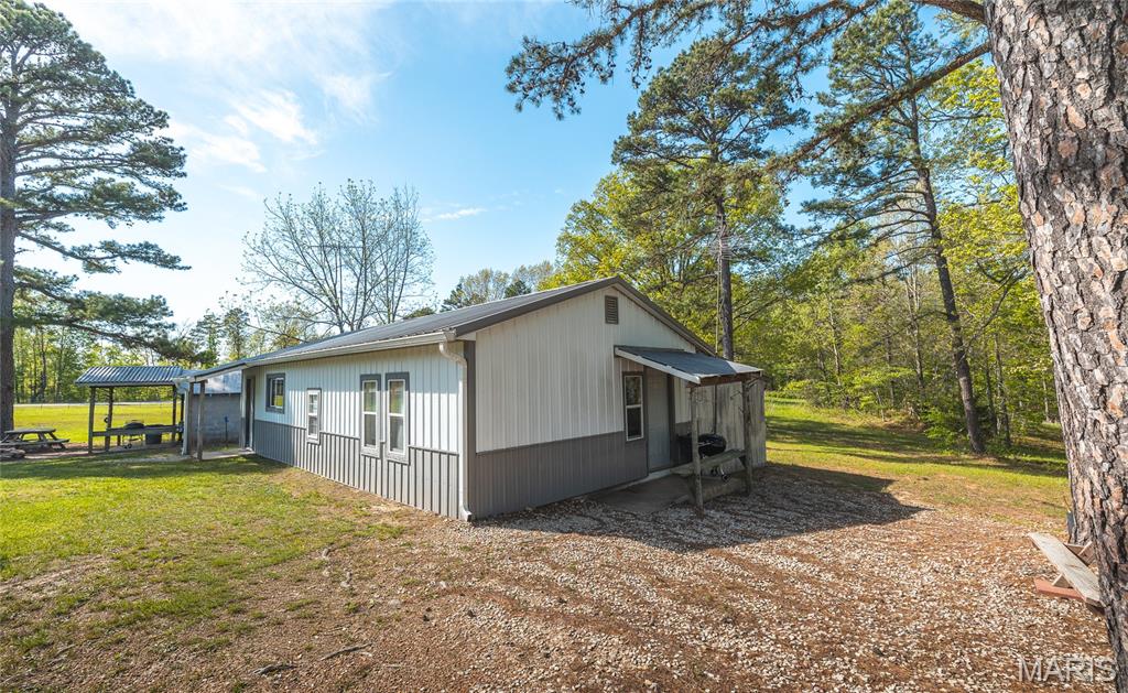11090 Highway K Property Photo 31